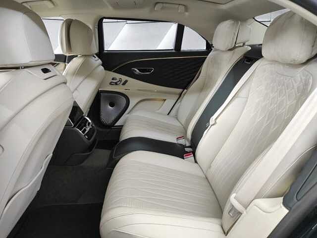 29:Bentley Flying Spur V6 Hybrid, Sedán, Viridian, Bentley Marbella