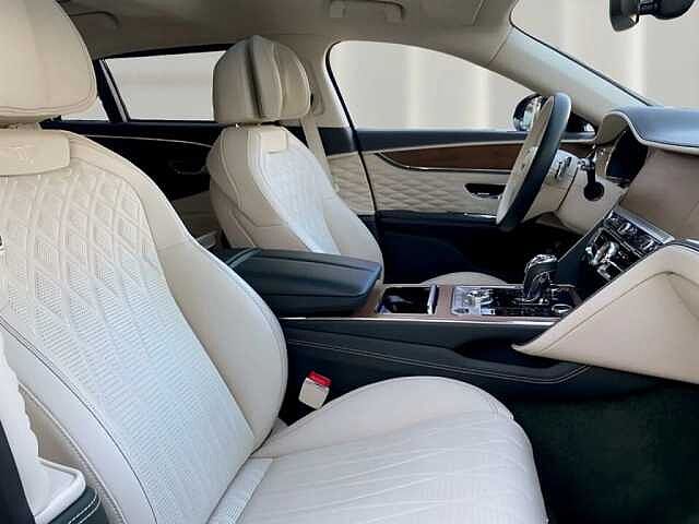 12:Bentley Flying Spur V6 Hybrid, Sedán, Viridian, Bentley Marbella