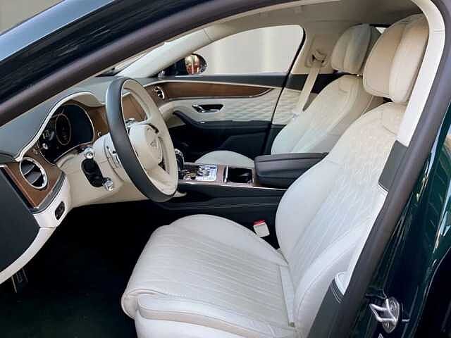 8:Bentley Flying Spur V6 Hybrid, Sedán, Viridian, Bentley Marbella
