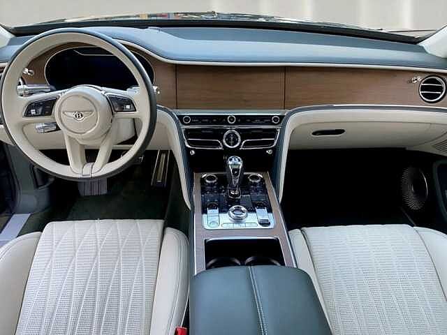 9:Bentley Flying Spur V6 Hybrid, Sedán, Viridian, Bentley Marbella